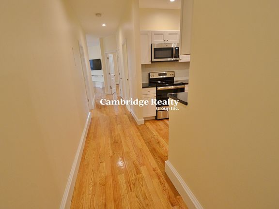 3rd image of 35 Brookline St #17T