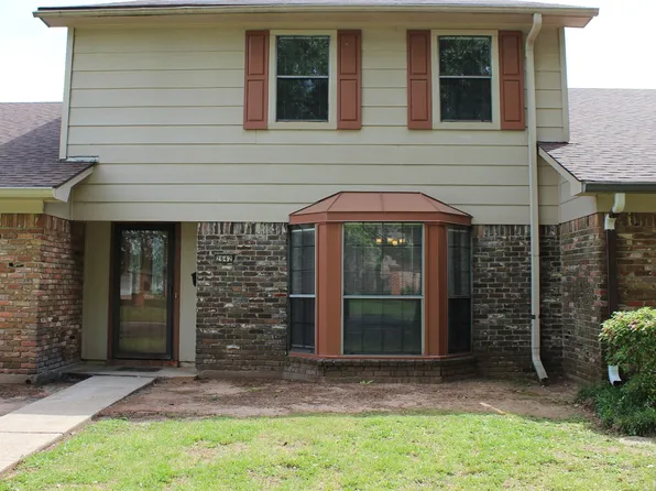 2642 Village Ln, Bossier City, LA 71112