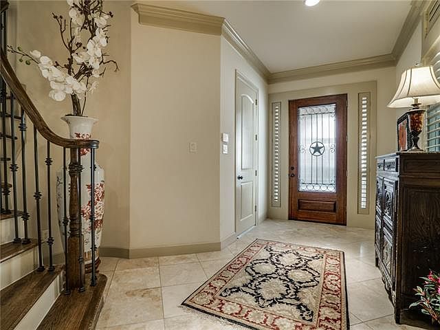 3307 Hall Ct, Dallas, TX 75219 | Zillow