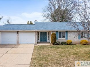 421B Andover Dr #421B, Monroe Township, NJ 08831