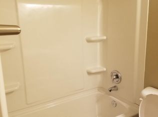 7410 Canterbury Rd APT 100, Urbandale, IA 50322