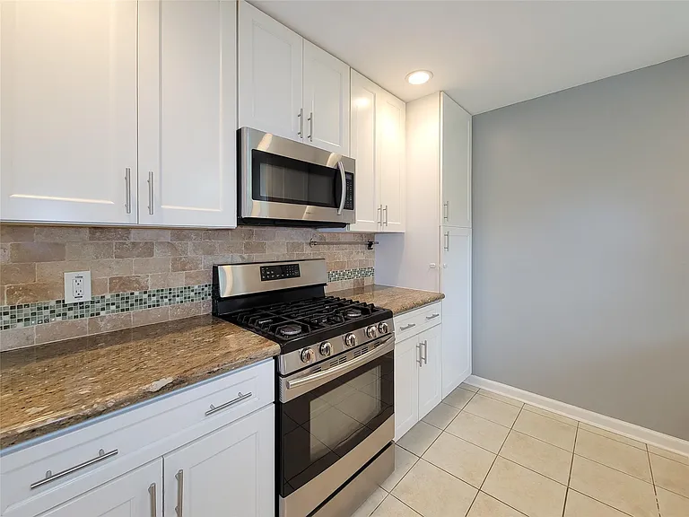 5846 Ettrick Dr — Photo 7