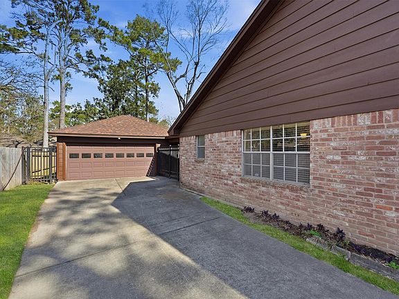 4th image of 1119 Woodfield Ln