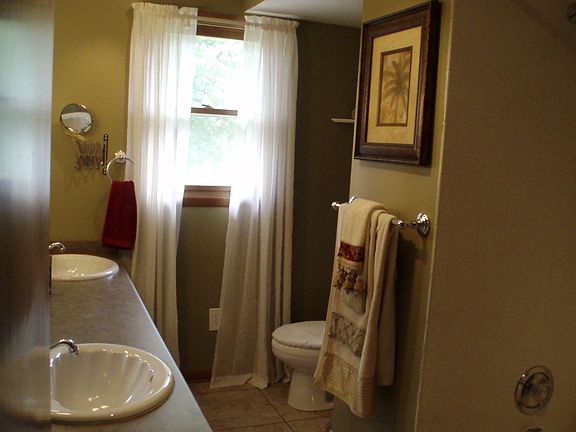 2007 Updated Bathroom