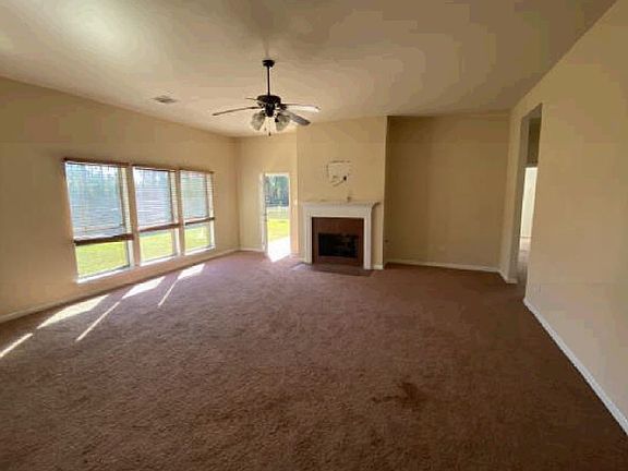 Additional Living Room