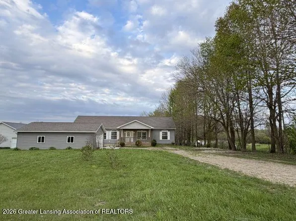 9503 Babcock Rd, Bellevue, MI 49021