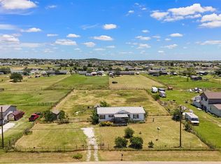 3321 Cobbler Ln, Joshua, TX 76058