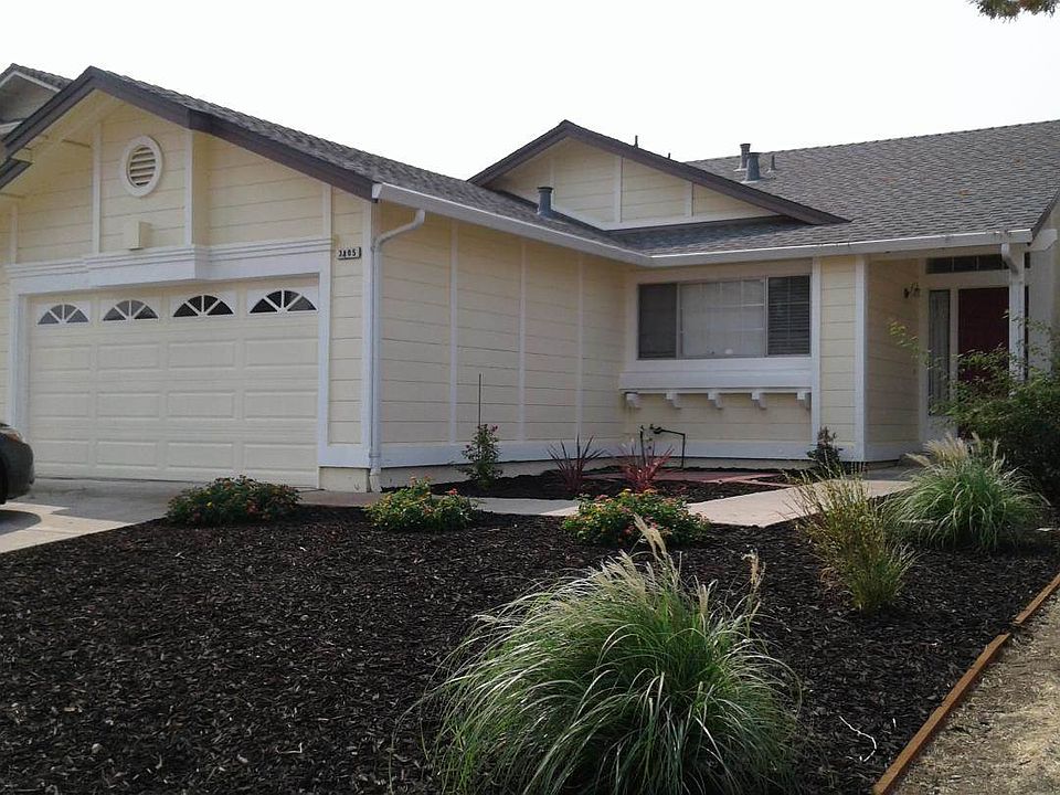1st image of 3805 Arlington Cir