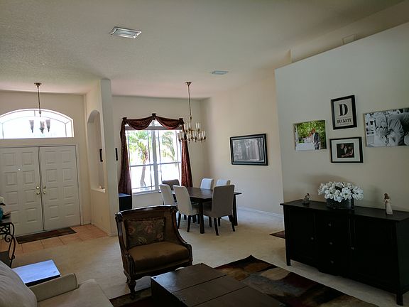 5th image of 517 Pinewood Dr