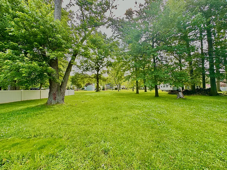165 Belmar Blvd — Photo 19