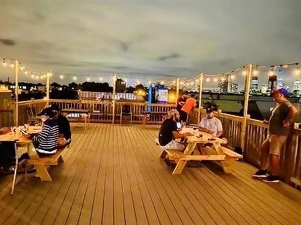 260 Randolph Avenue image 28 of 33