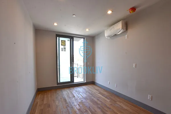 Rented by null | media 108