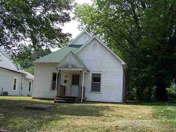 2nd image of 1405 W 11th St