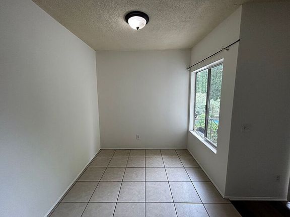 5th image of 231 N Alhambra Ave #10