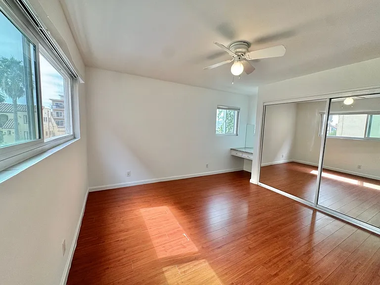 8555 Saturn St — Photo 17