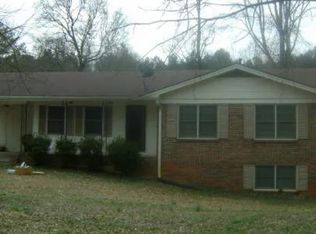 945 Doeskin Dr NW, Conyers, GA 30012