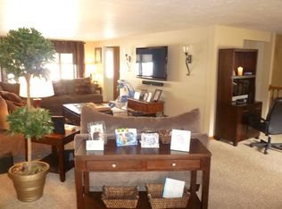 153 Joan Ave, Green Bay, WI 54302