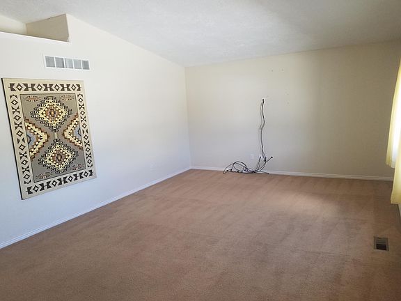 5th image of 3117 1st St