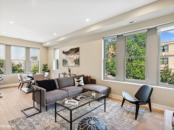 2nd image of 1351 N Damen Ave #201