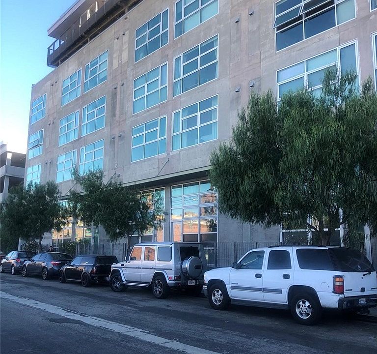 1st image of 510 S Hewitt St Unit 515