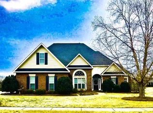 100 Flora Cir, Warner Robins, GA 31088