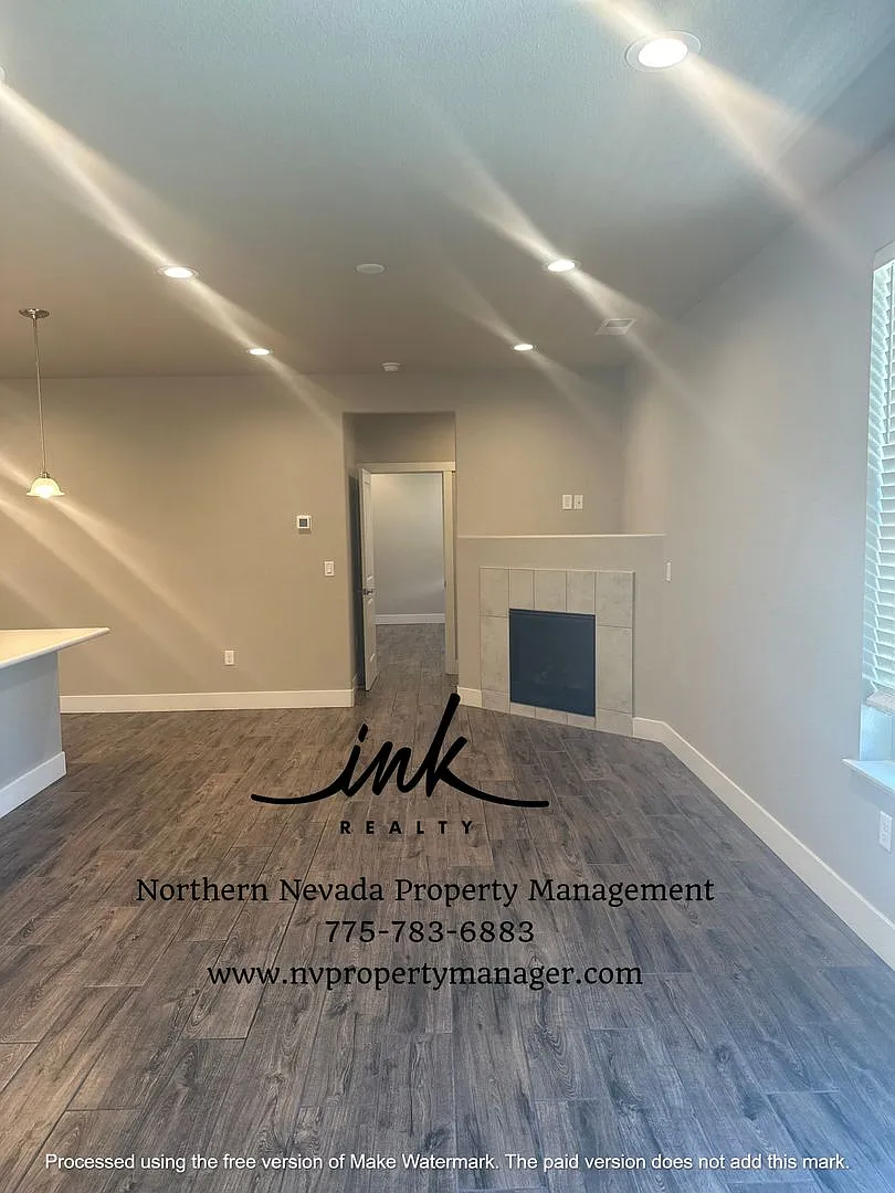 1218 W Cottage Loop — Photo 4