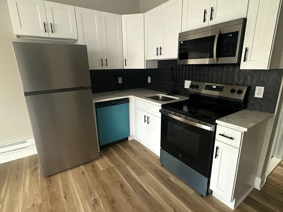 6136 Sansom St #2