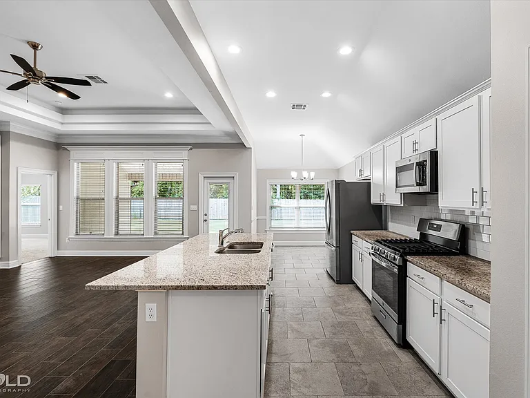 3351 Grand Lake Dr — Photo 17