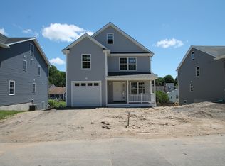 62 Kaechele Pl, Bridgeport, CT 06606