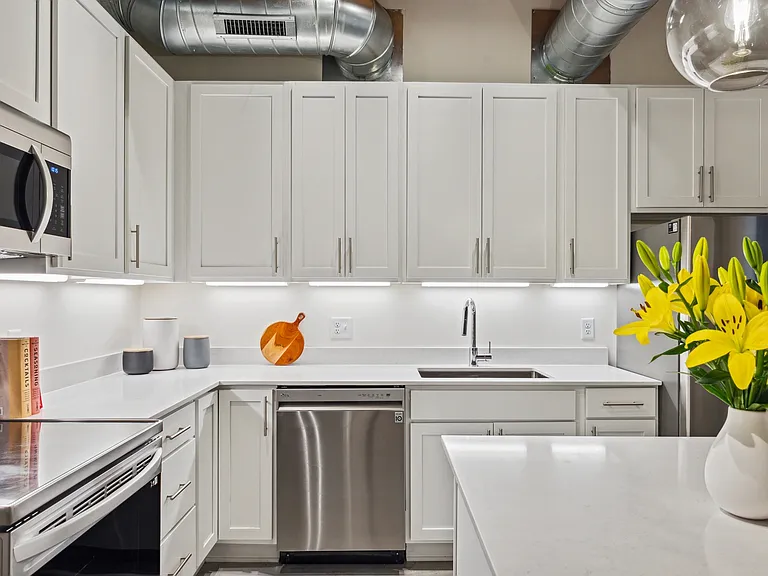 Floor plan J | Unit 003
