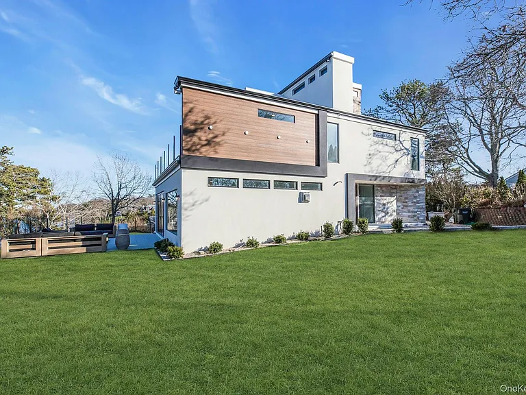 10 Bay View Dr — Photo 46