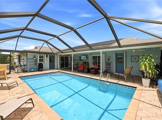 720 Meyer Dr, Naples, FL 34120