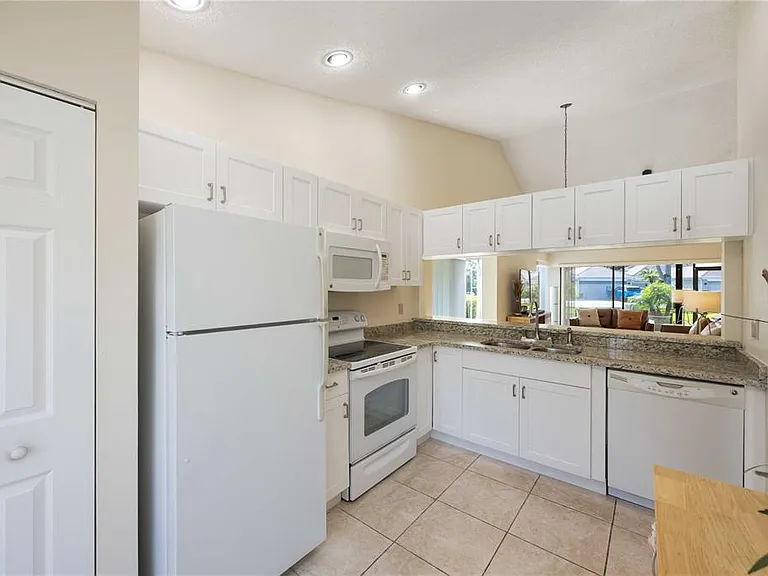 5370 Myrtle Wood #56 — Photo 17