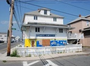 20 L St, Hampton, NH 03842