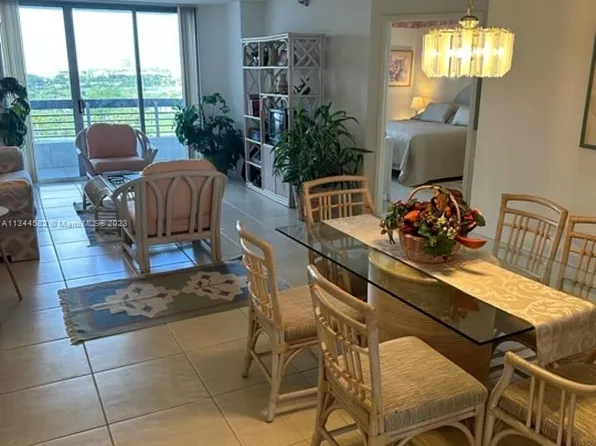 3400 NE 192nd St APT 907, Aventura, FL 33180