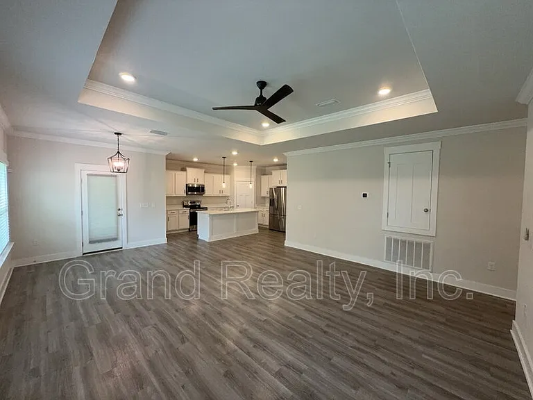 10035 Tuscan Ct — Photo 7