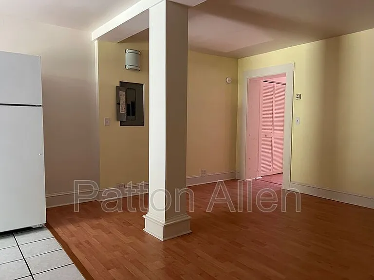 10 Miller Rd E #B — Photo 11