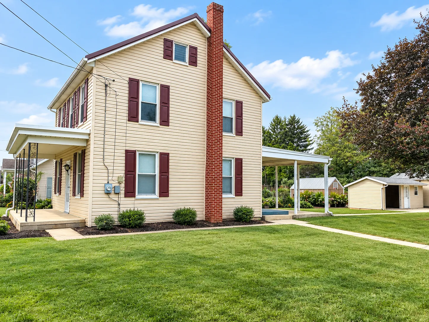 2 bed, 1.5 bath, $1,350 — Photo 2