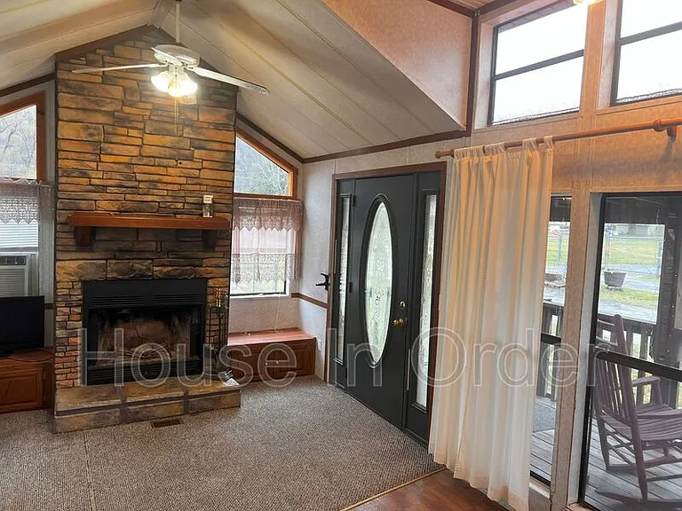 127 Crider Cir — Photo 12