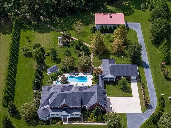 4th image of 3033 Mansfield Ln
