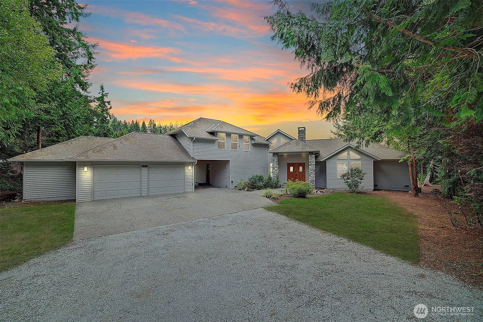 14430 W Lake Goodwin Road photo 1
