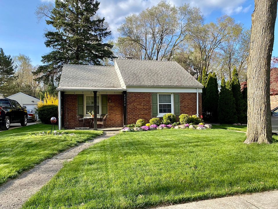 1st image of 42450 Parkhurst Rd