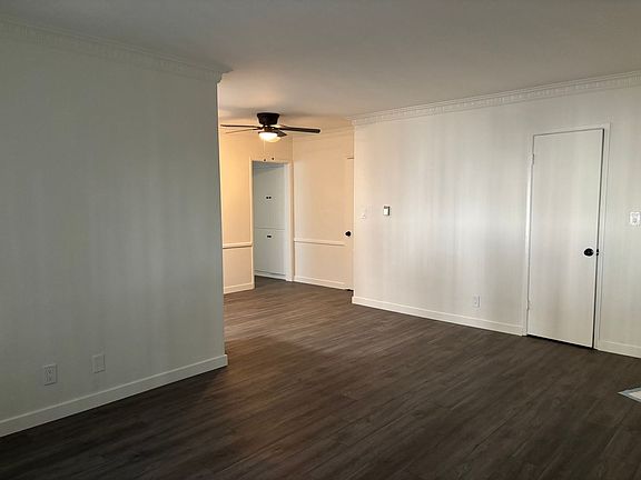 2nd image of 1807-09 N Winona Blvd #1807-2