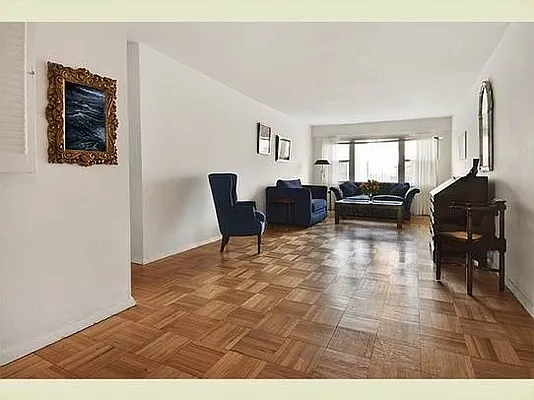 Sold by Stribling | media 1
