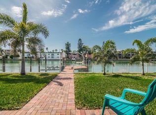 11700 4th St E, Treasure Island, FL 33706