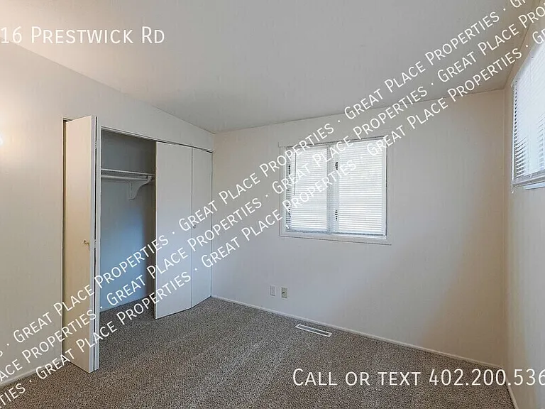 316 Prestwick Rd — Photo 16