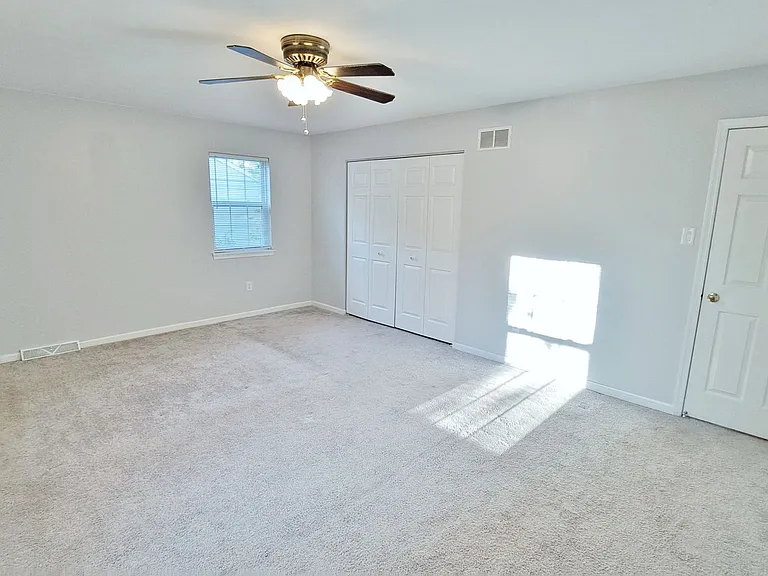 58 Frock Dr — Photo 29