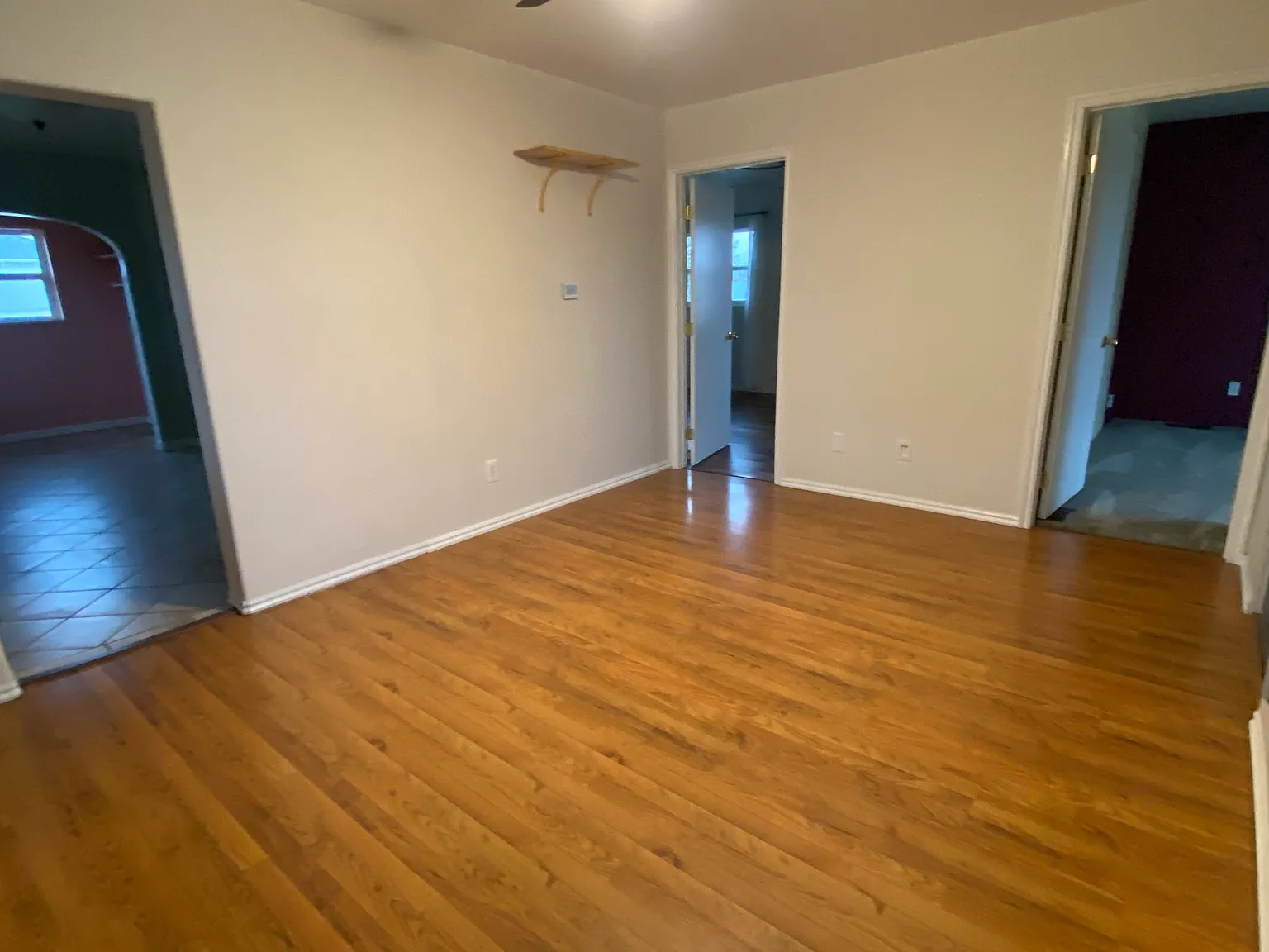2 bed, 1096 sqft, $1,300 — Photo 2