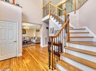 1 Frederick Ct, Park Ridge, NJ 07656