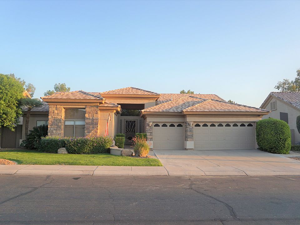 1st image of 3721 S Vista Pl